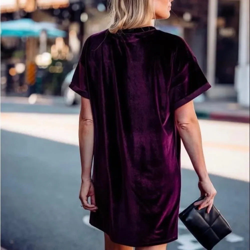 ‎Velvet Wine Dress